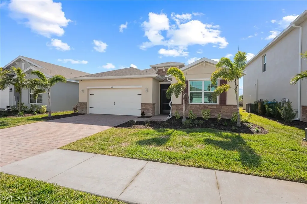 366 Spring Hill Lake Loop Cape Coral FL 33993