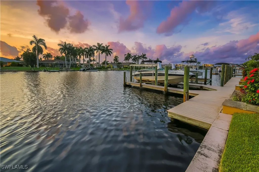 4402 SE 20th Avenue Cape Coral FL 33904
