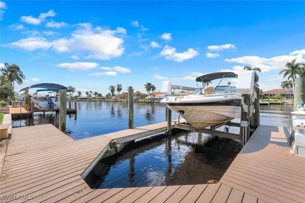 4402 SE 20th Avenue Cape Coral FL 33904