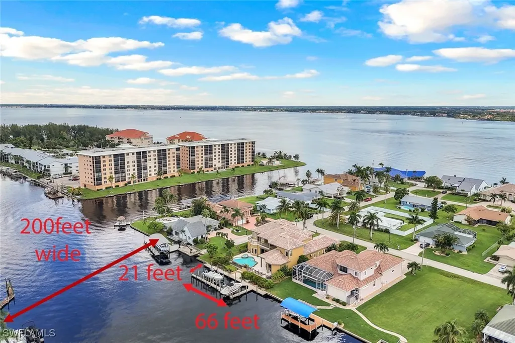 4402 SE 20th Avenue Cape Coral FL 33904