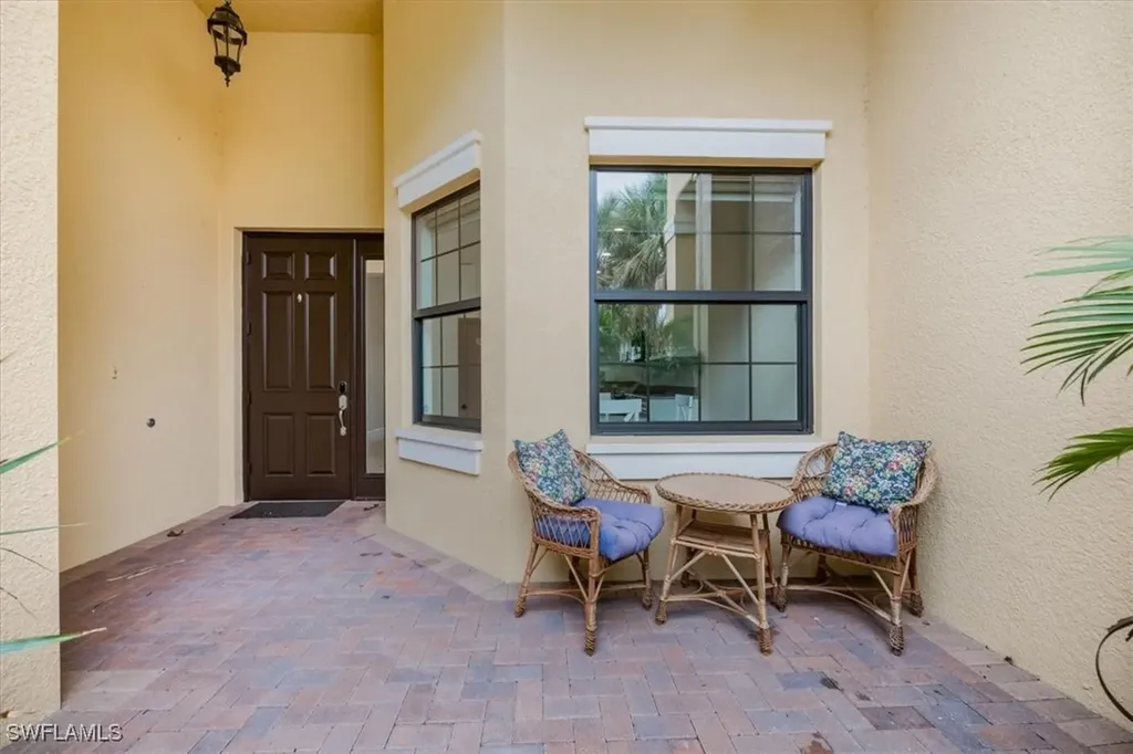 13553 Coronado Drive Naples FL 34109