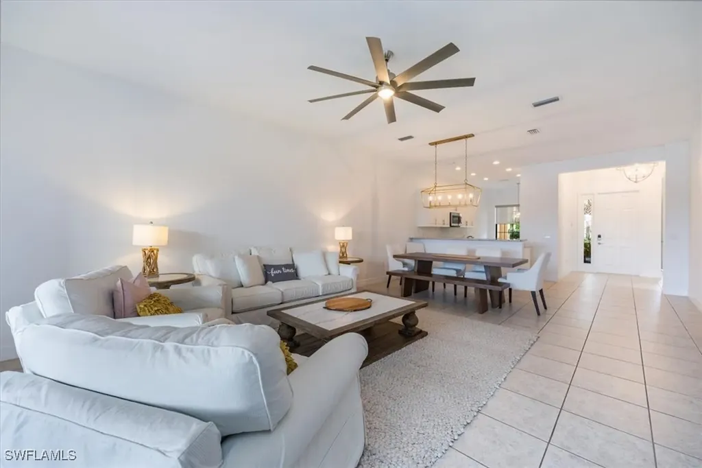 13553 Coronado Drive Naples FL 34109