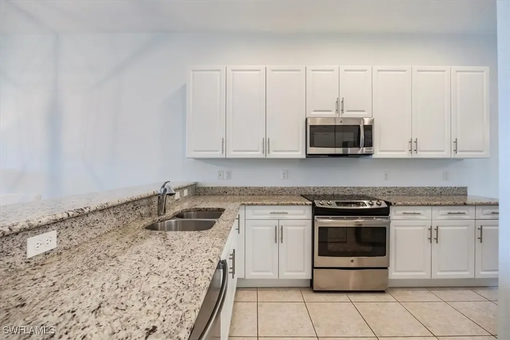 13553 Coronado Drive Naples FL 34109