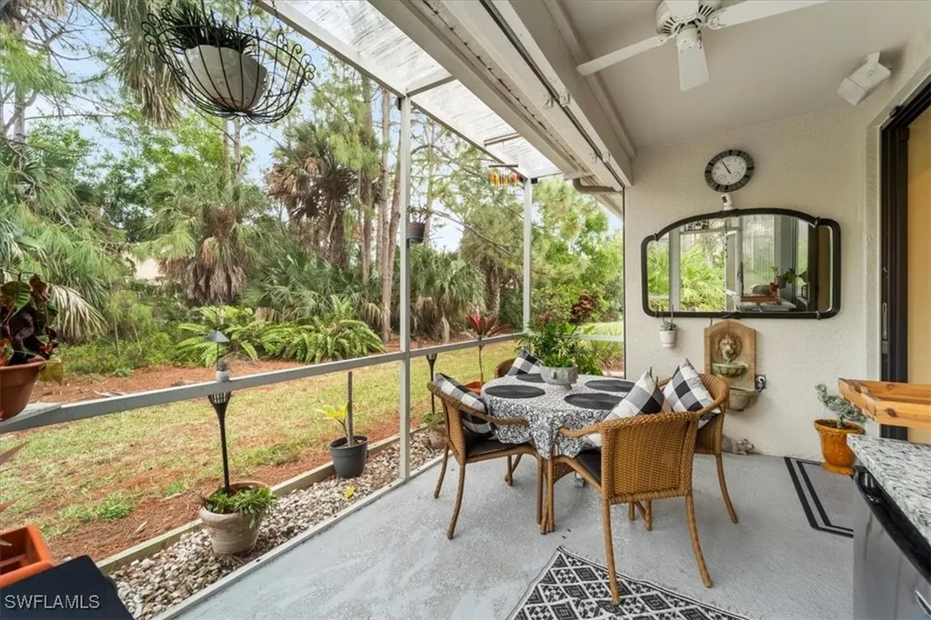 7590 Meadow Lakes Drive Naples FL 34104