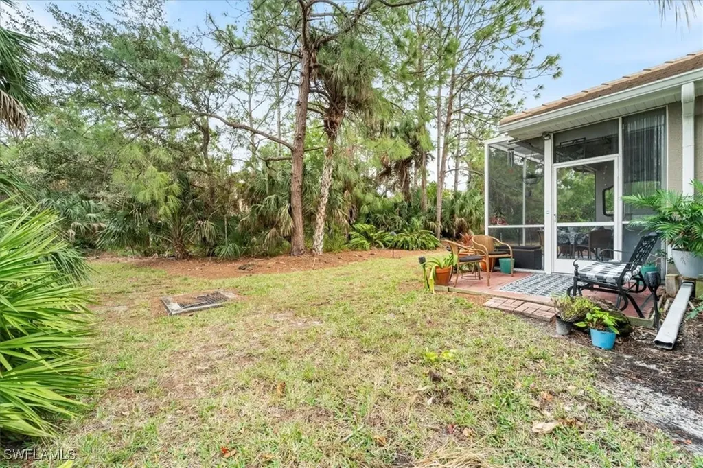 7590 Meadow Lakes Drive Naples FL 34104