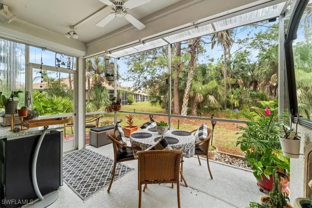 7590 Meadow Lakes Drive Naples FL 34104