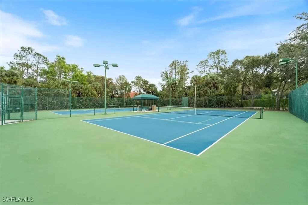 7590 Meadow Lakes Drive Naples FL 34104