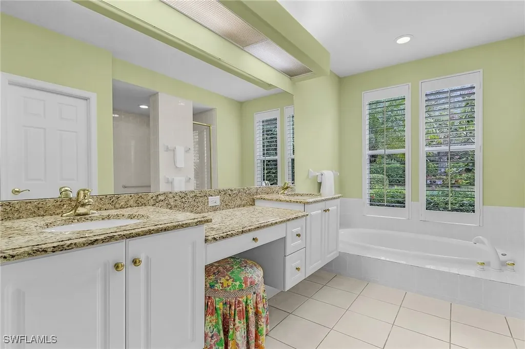 529 Wedgewood Way Naples FL 34119