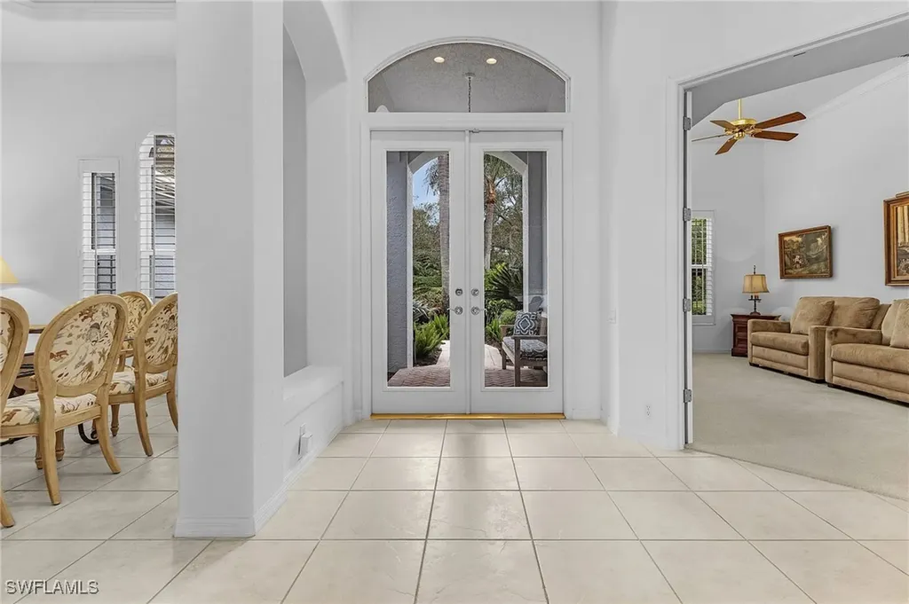 529 Wedgewood Way Naples FL 34119