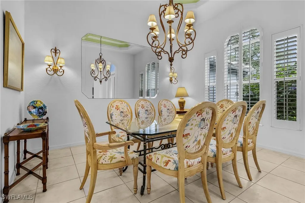 529 Wedgewood Way Naples FL 34119