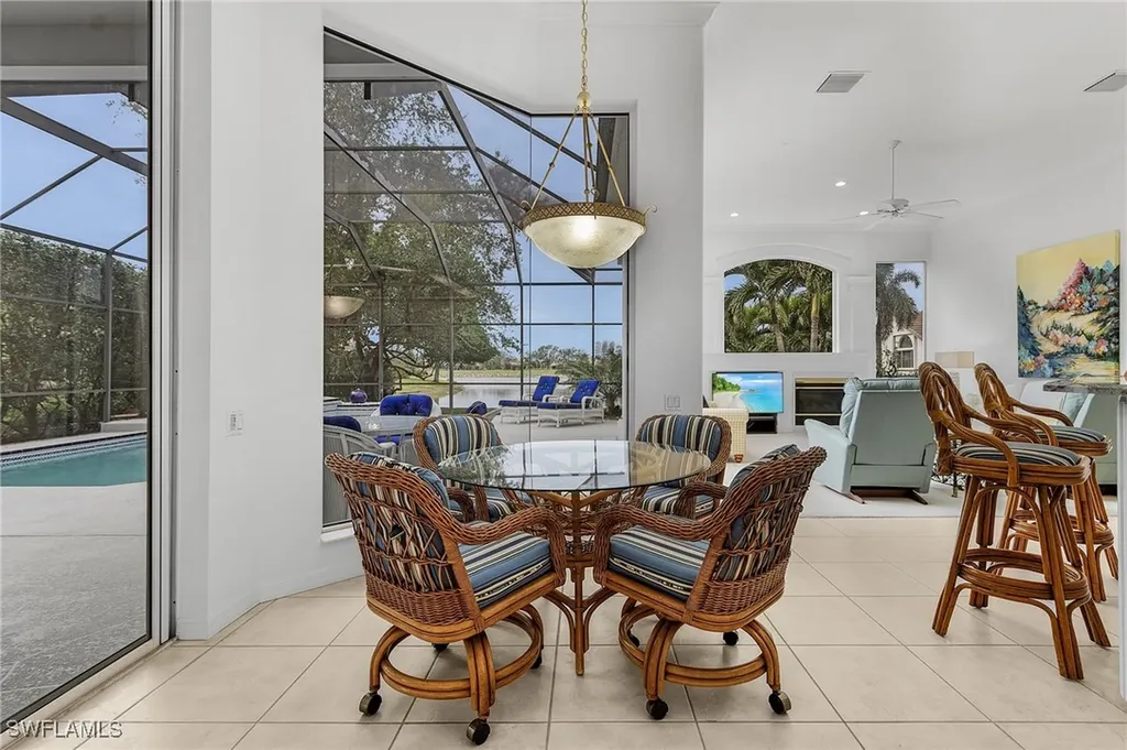 529 Wedgewood Way Naples FL 34119