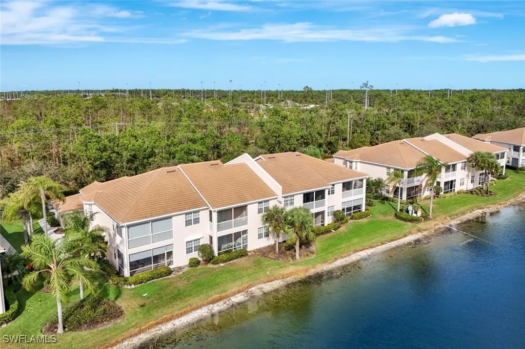 6245 Wilshire Pines Circle Naples FL 34109