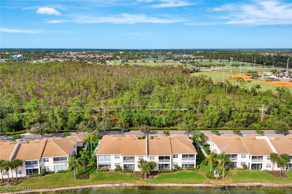 6245 Wilshire Pines Circle Naples FL 34109