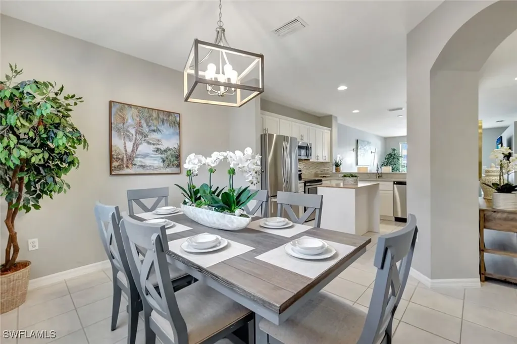 6245 Wilshire Pines Circle Naples FL 34109