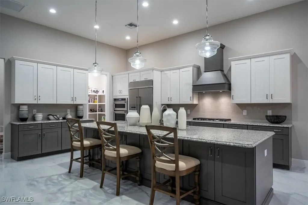 8761 Saint Lucia Drive Naples FL 34114
