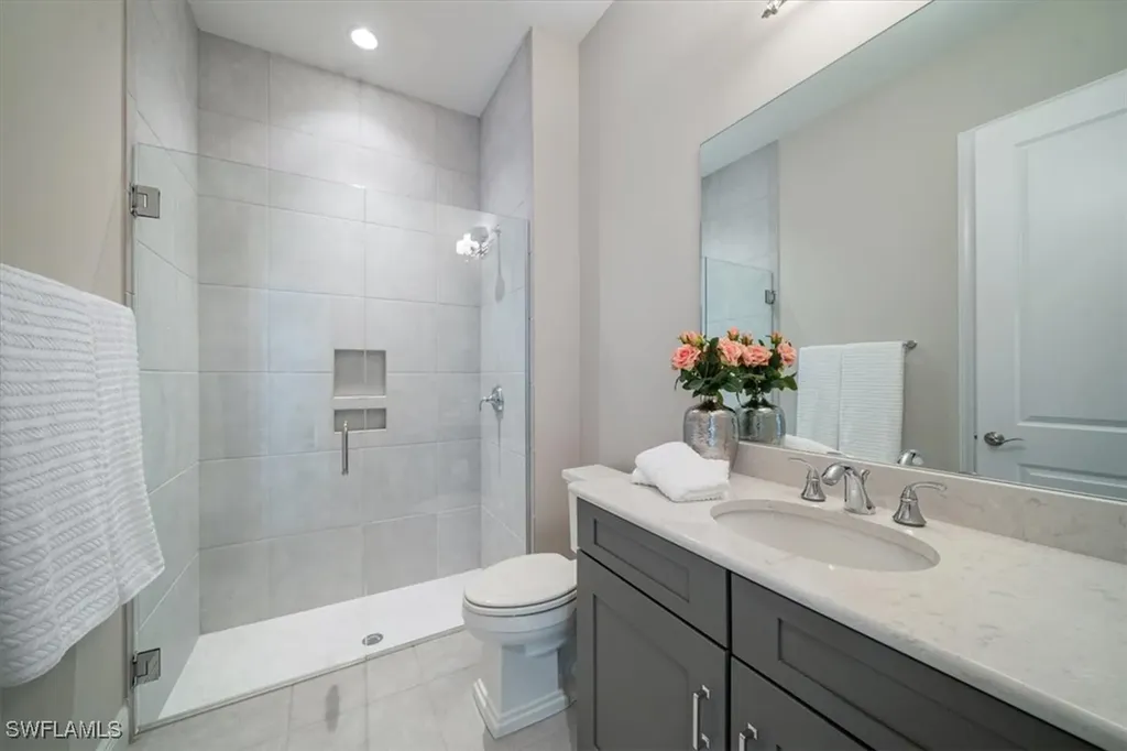 8761 Saint Lucia Drive Naples FL 34114