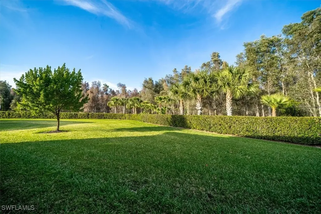 8761 Saint Lucia Drive Naples FL 34114