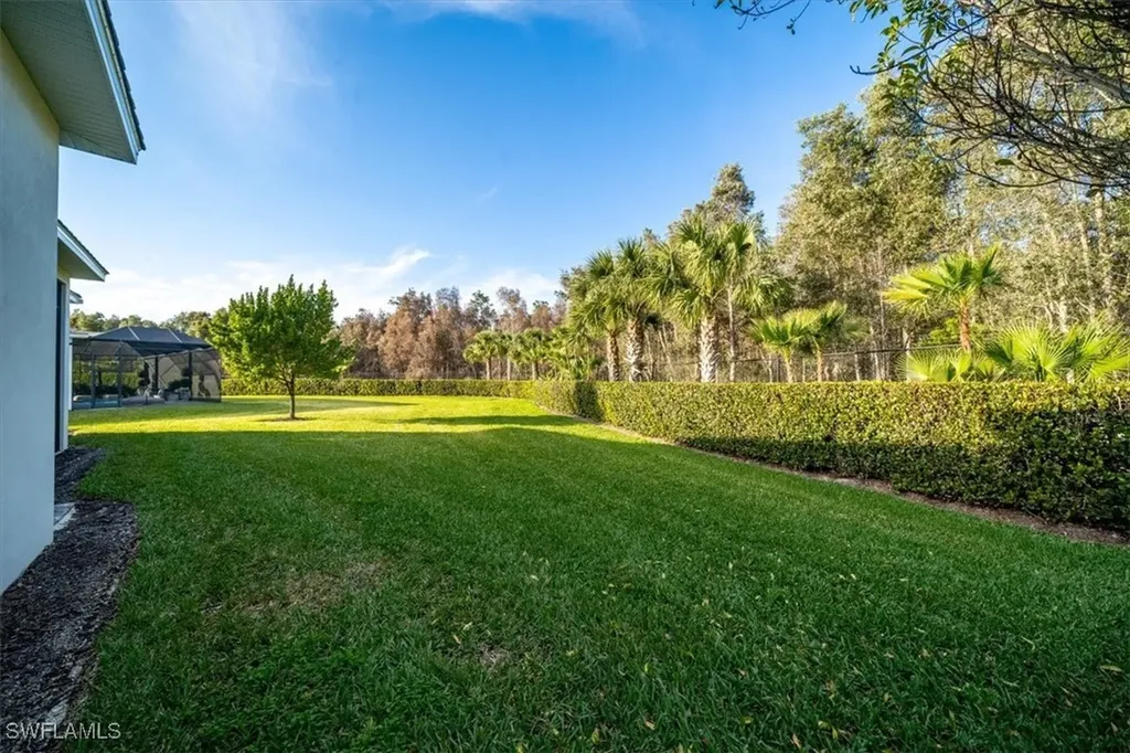 8761 Saint Lucia Drive Naples FL 34114