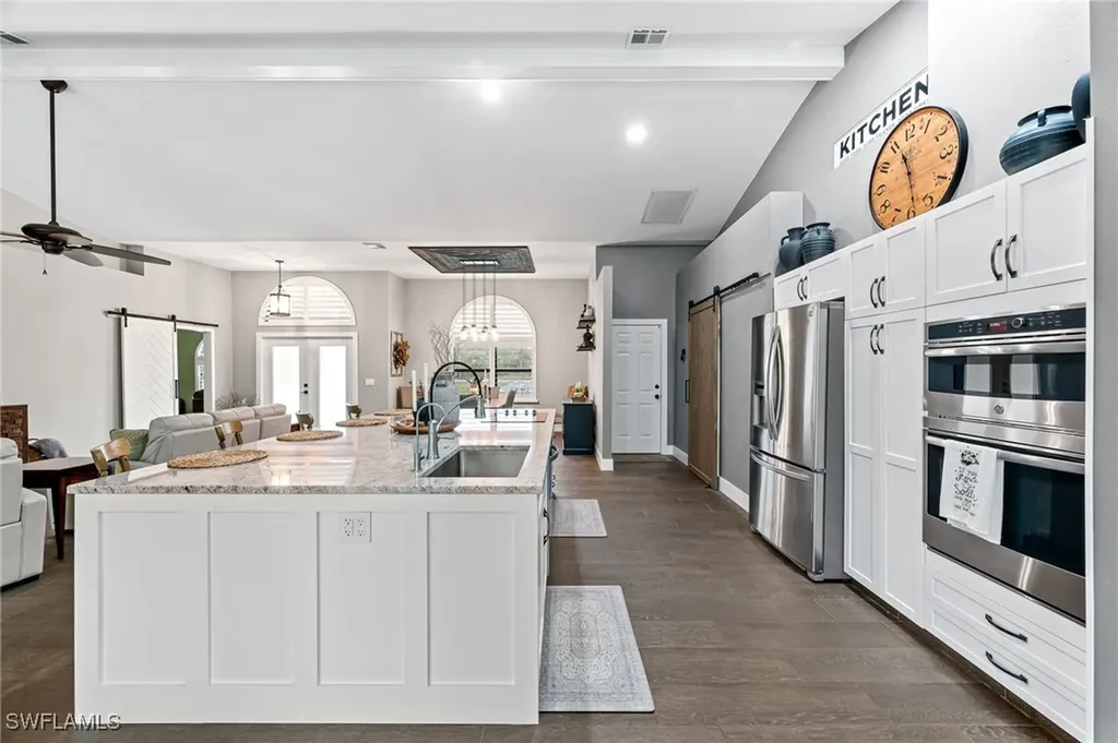 110 7th Street NW Naples FL 34120