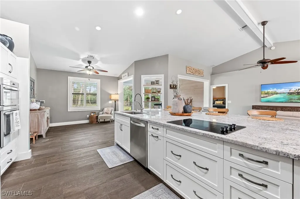 110 7th Street NW Naples FL 34120