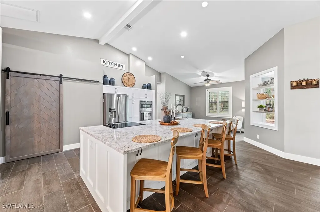 110 7th Street NW Naples FL 34120