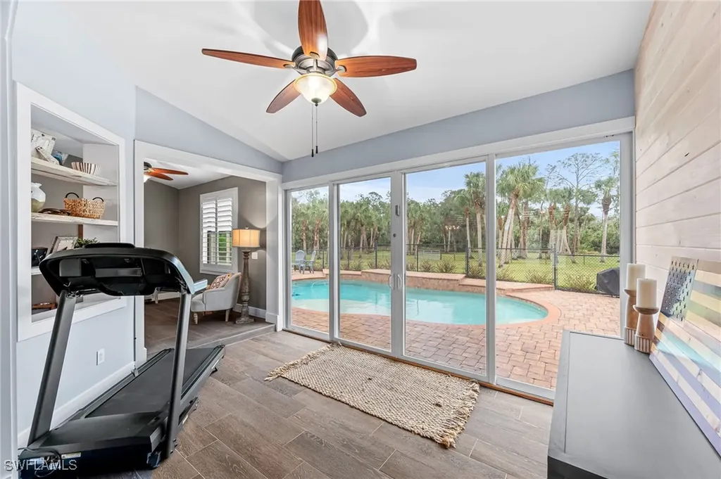 110 7th Street NW Naples FL 34120