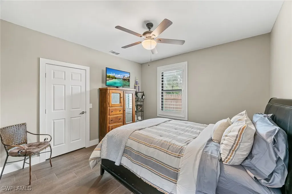 110 7th Street NW Naples FL 34120