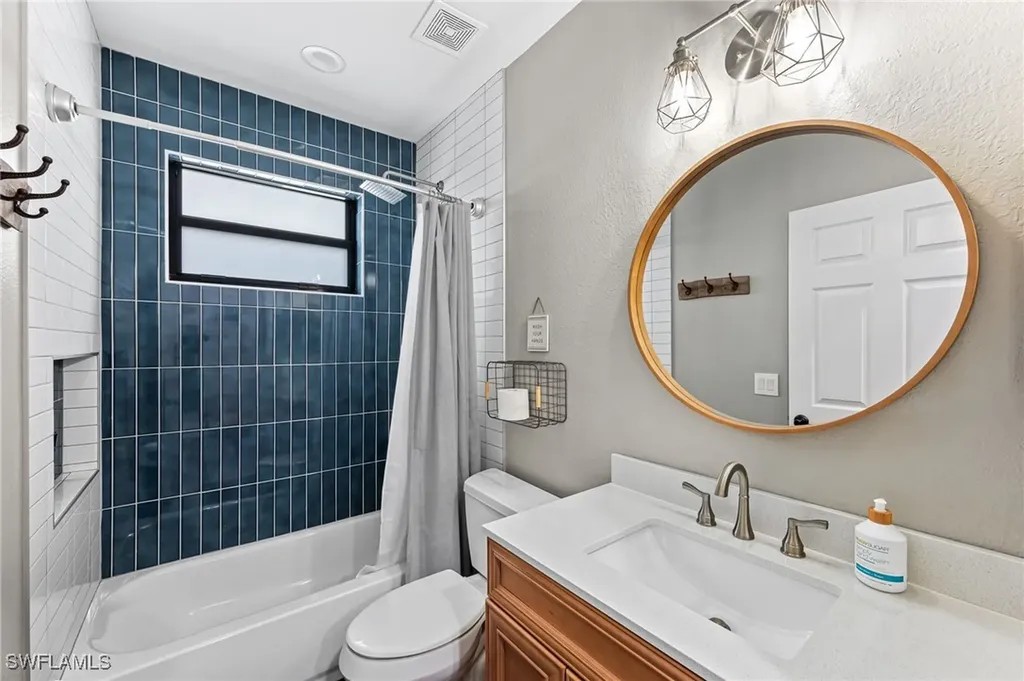 110 7th Street NW Naples FL 34120