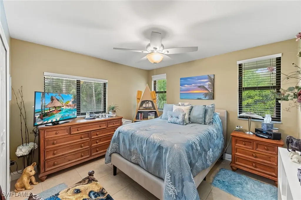 110 7th Street NW Naples FL 34120