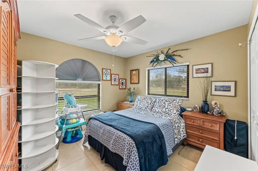 110 7th Street NW Naples FL 34120