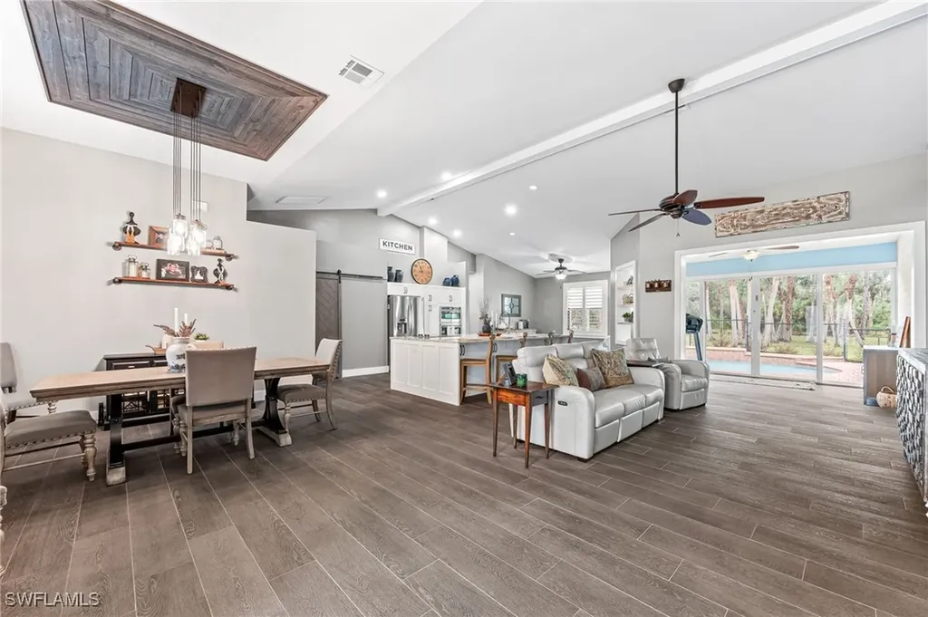 110 7th Street NW Naples FL 34120