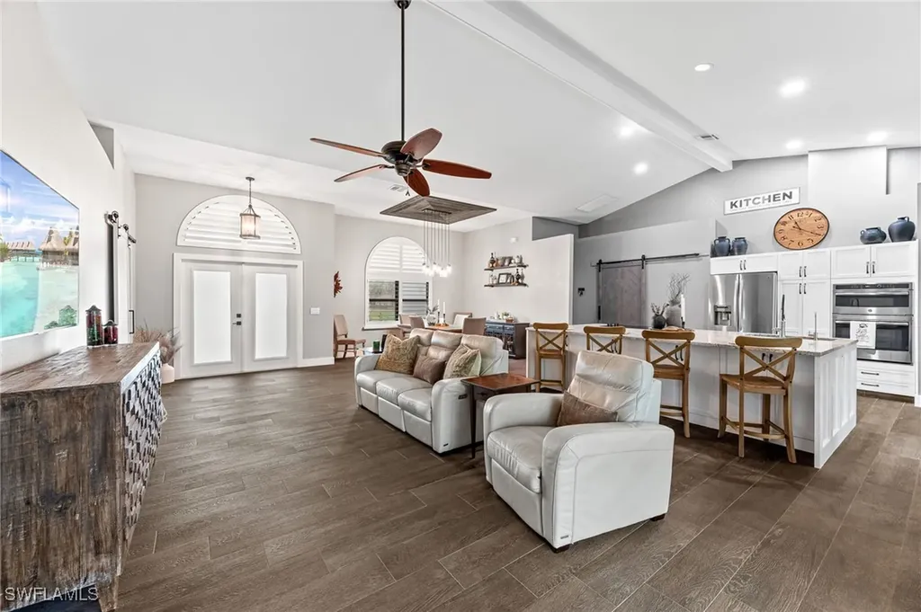 110 7th Street NW Naples FL 34120