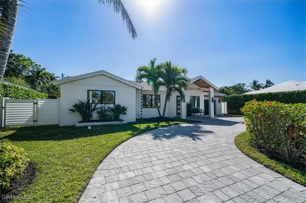1268 13th Avenue N Naples FL 34102