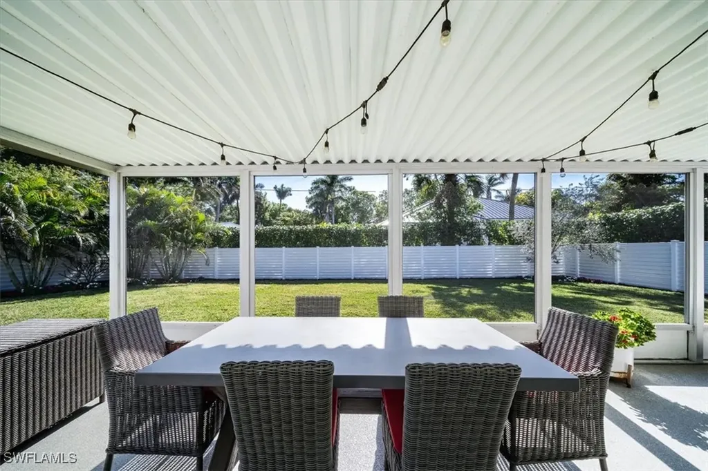 1268 13th Avenue N Naples FL 34102