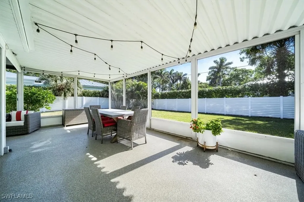 1268 13th Avenue N Naples FL 34102