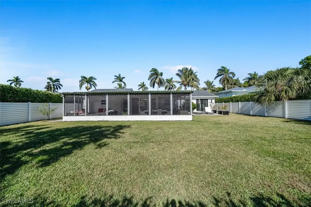 1268 13th Avenue N Naples FL 34102