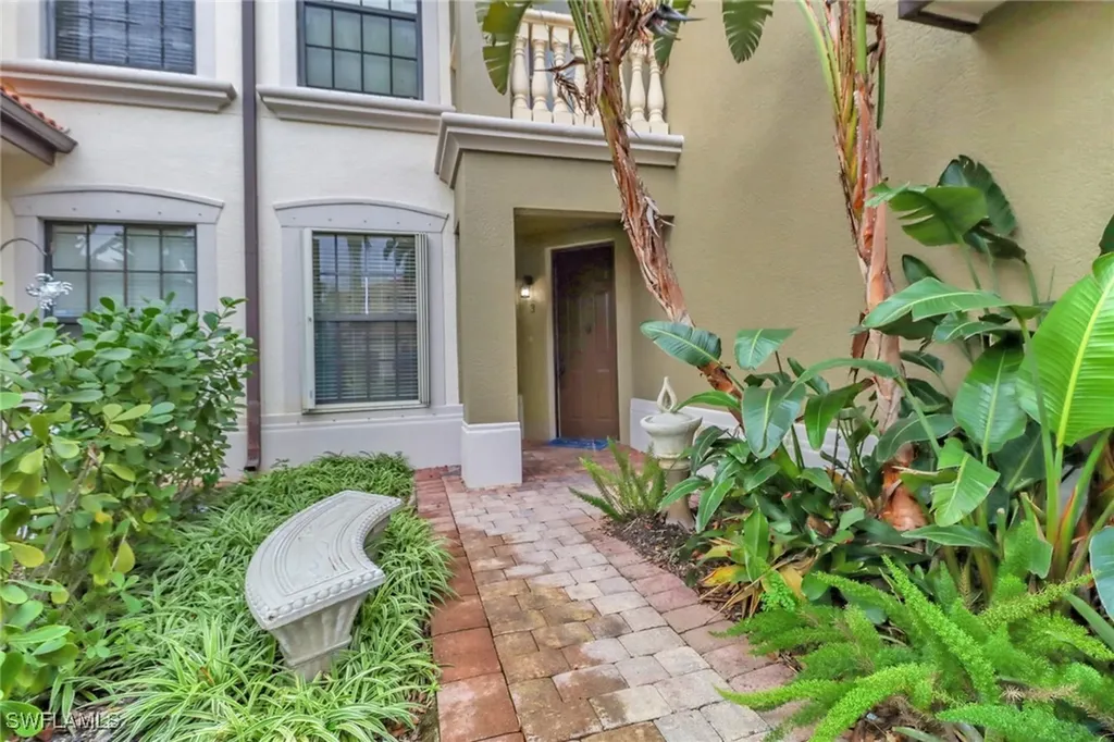 1296 Verde Drive Naples FL 34105