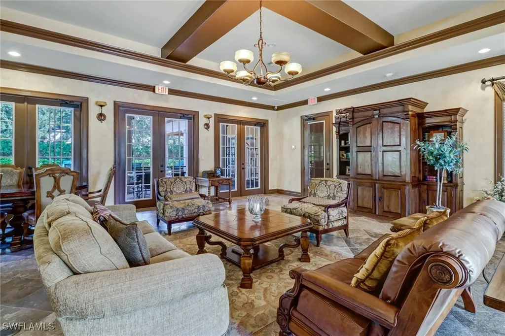 1296 Verde Drive Naples FL 34105