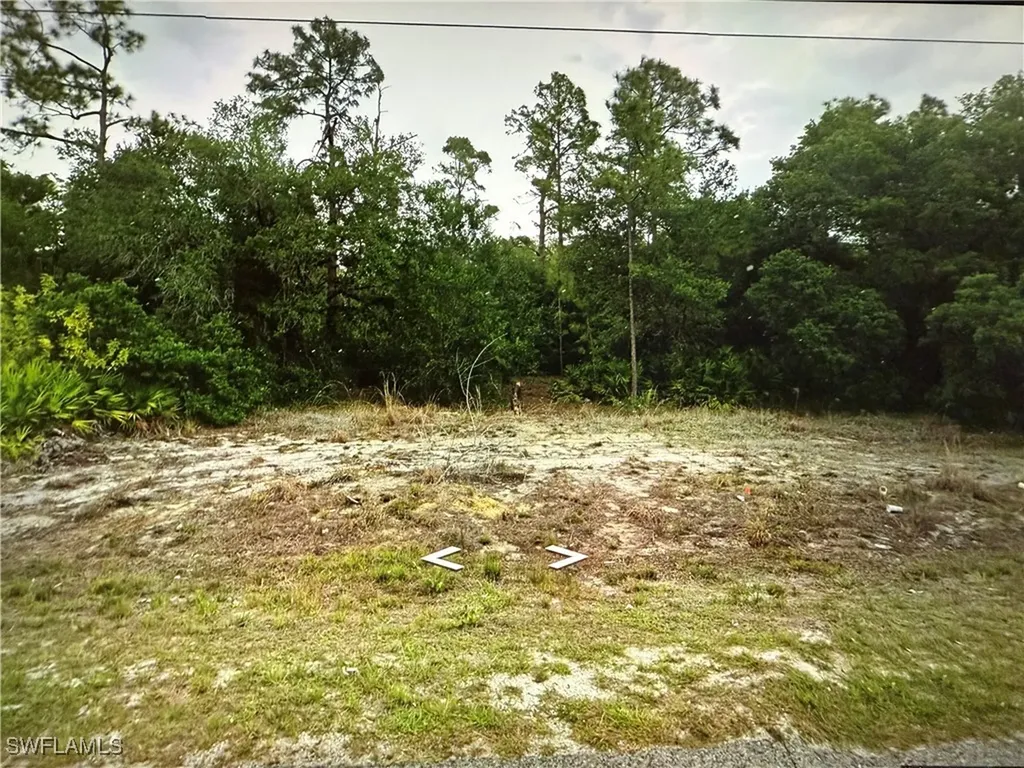 1801 E 15th Street Lehigh Acres FL 33972