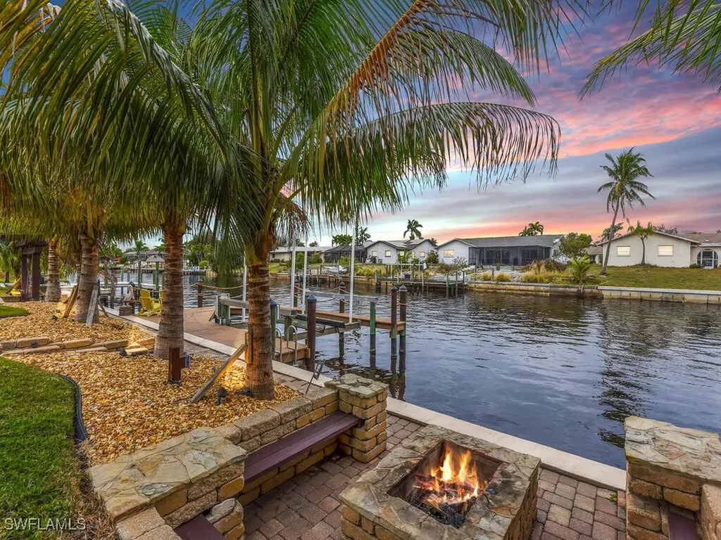 1901 SE 13th Street Cape Coral FL 33990