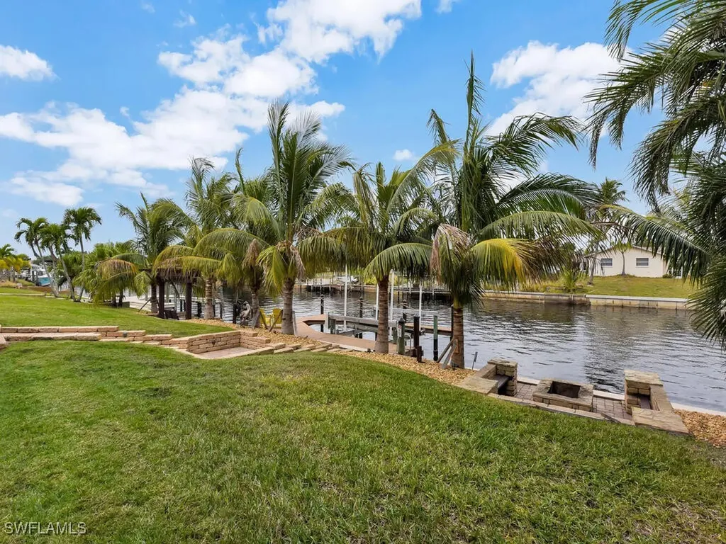 1901 SE 13th Street Cape Coral FL 33990