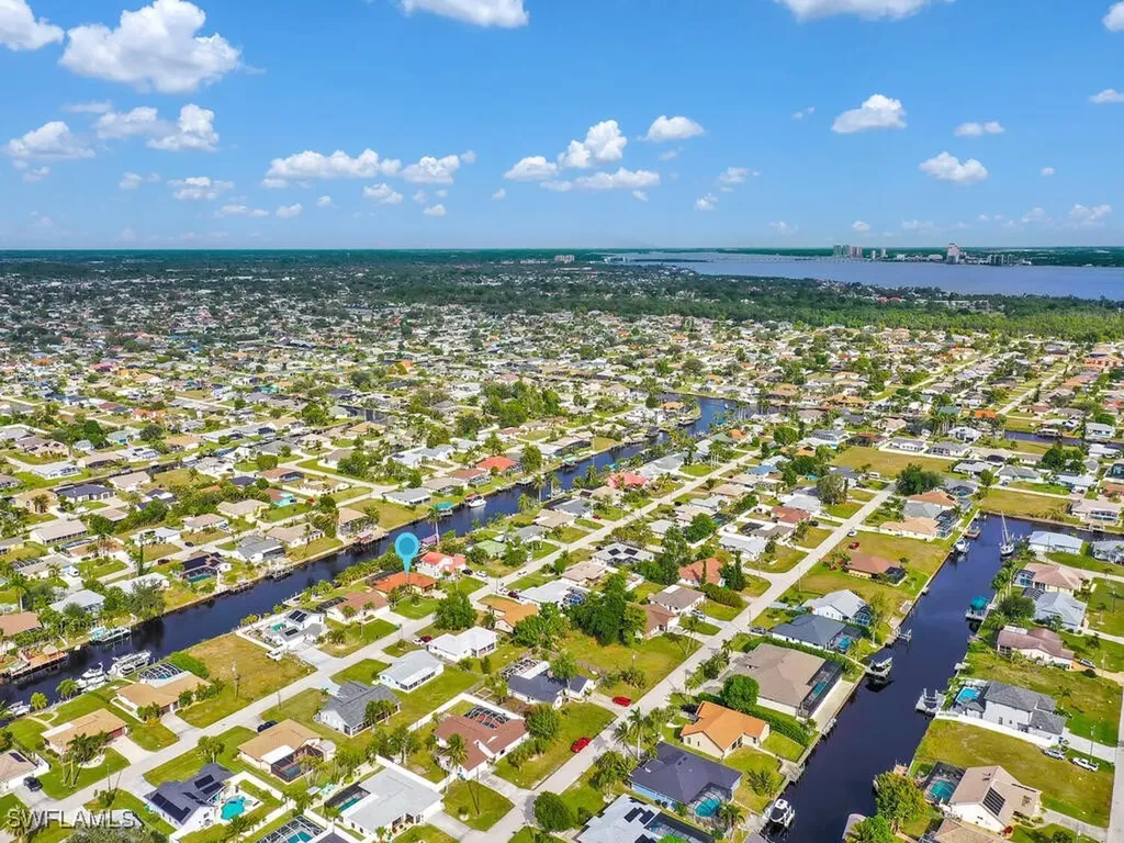 1901 SE 13th Street Cape Coral FL 33990