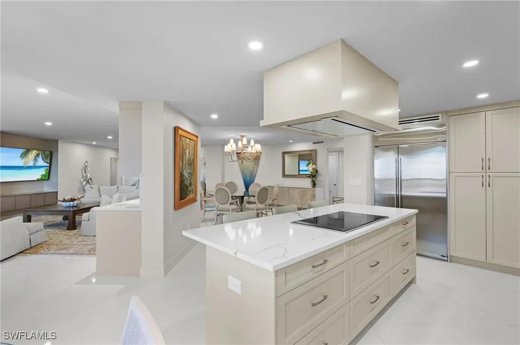 6075 Pelican Bay Boulevard Naples FL 34108
