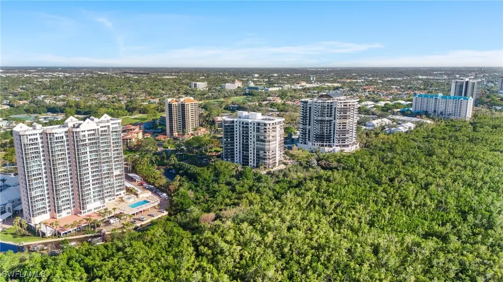 6075 Pelican Bay Boulevard Naples FL 34108