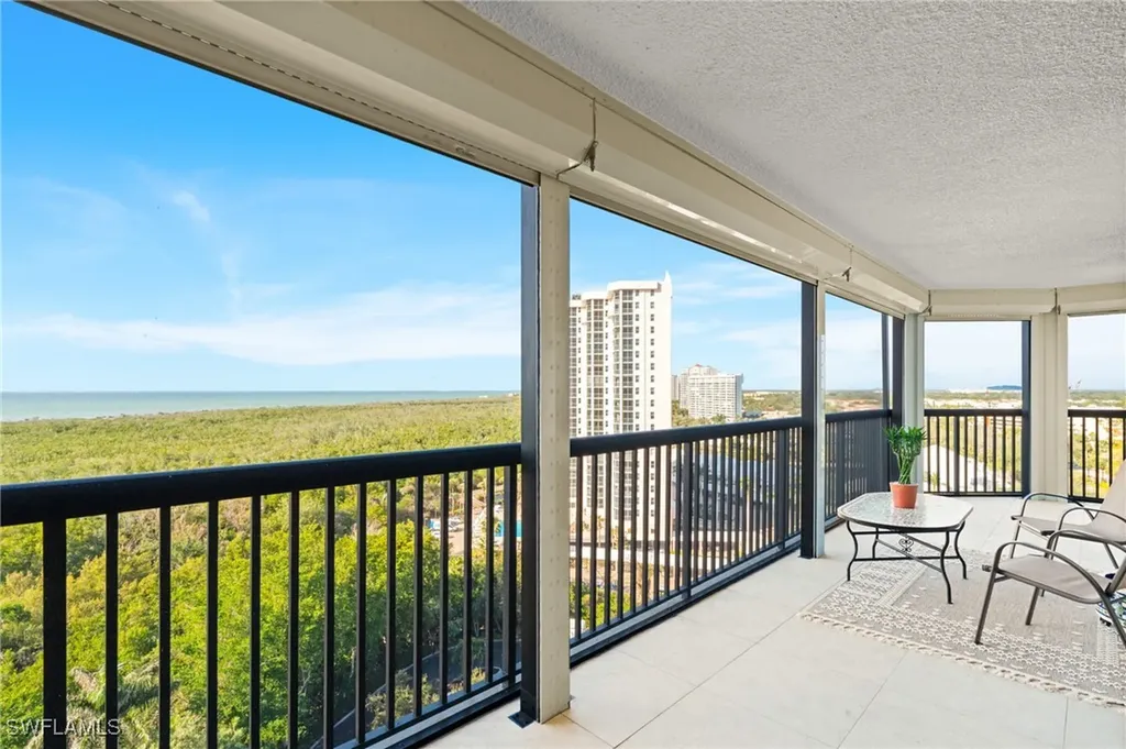 6075 Pelican Bay Boulevard Naples FL 34108