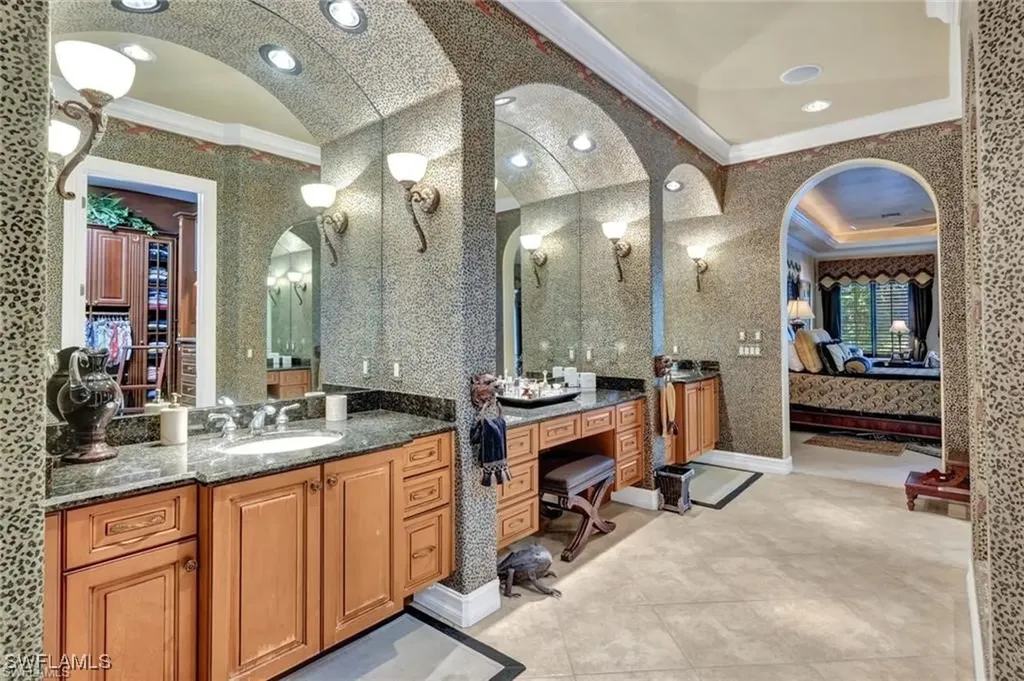 2743 Olde Cypress Drive Naples FL 34119
