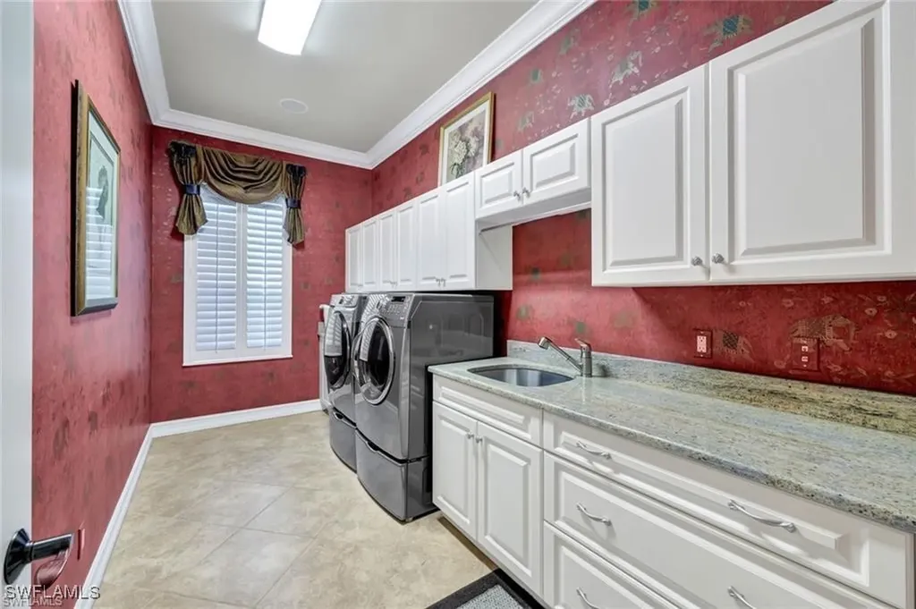 2743 Olde Cypress Drive Naples FL 34119