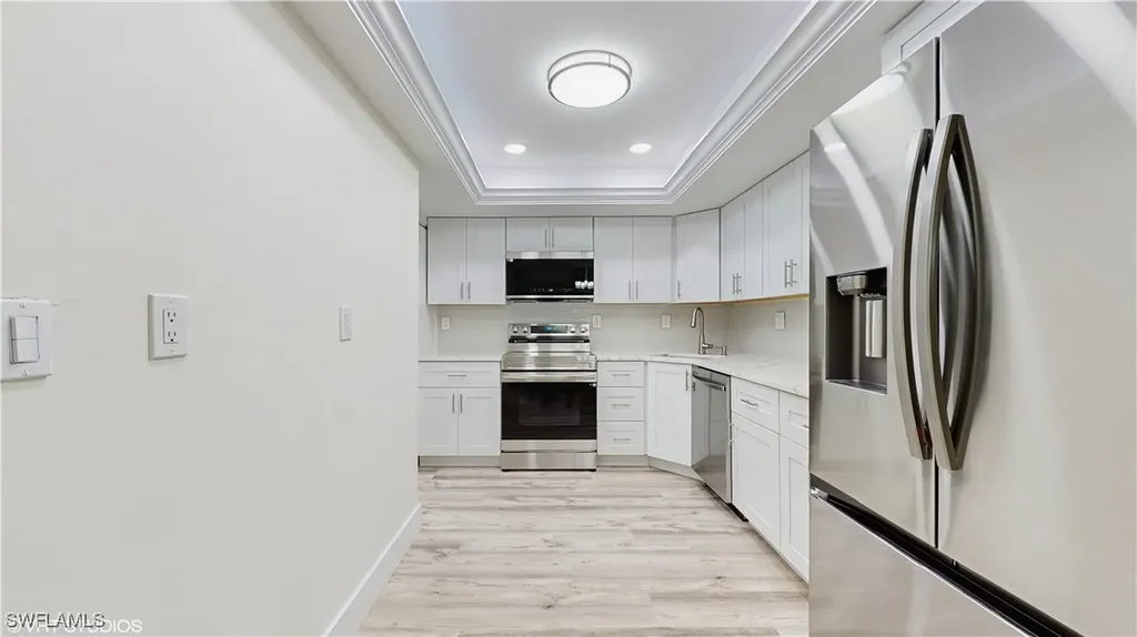 4092 Belair Lane Naples FL 34103