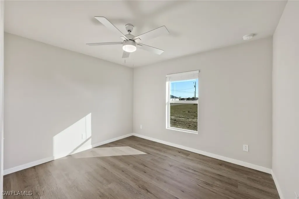 400 NE 25th Terrace Cape Coral FL 33909