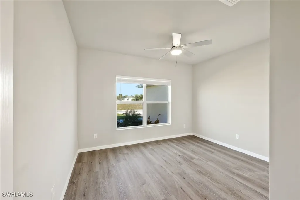 400 NE 25th Terrace Cape Coral FL 33909